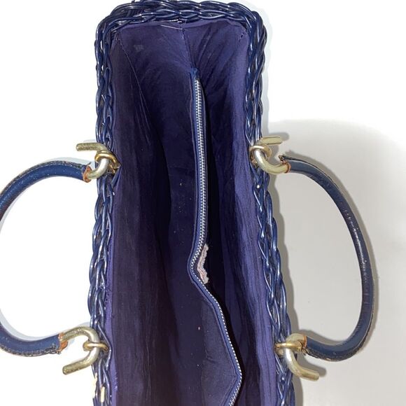 Handmade Made In Hong Kong Plastic & Metal Women Handbags - Picture 9 of 14